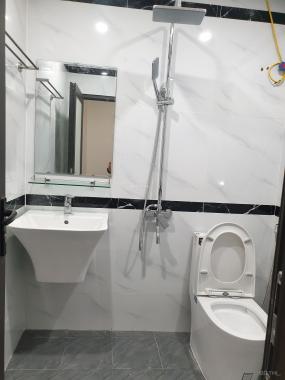 Bán nhà phố Đội Cấn, Ba Đình 35m2 5 tầng, nhà mới, ngõ thông, 4 tỷ