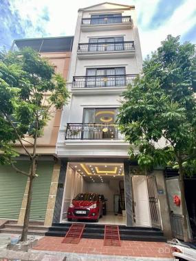 Bán nhà phố Trần Cung, Cầu Giấy. 60m2 x 6T thang máy, ô tô vào nhà, ngõ thông kinh doanh 14,5 tỷ