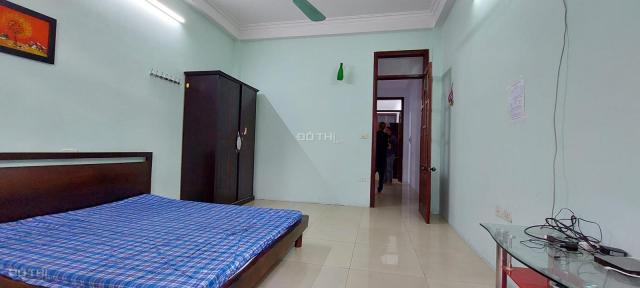 Bán nhà Thịnh Quang Đống Đa, gần phố 62m2, 5 tầng, MT 5.2m, chỉ 6.5 tỷ
