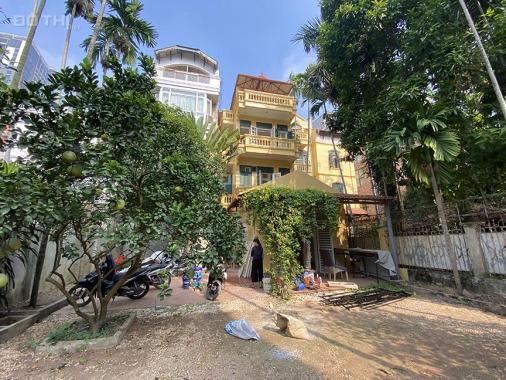 Cho thuê nhà vườn siêu rẻ 4 tầng Đặng Thai Mai Hồ Tây Hà Nội 24 triệu/tháng