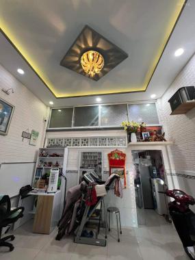 Hot, nhỉnh 2 tỷ có nhà xinh Hòa Bình, Q. 11, 2 tầng, dtsd 48m2