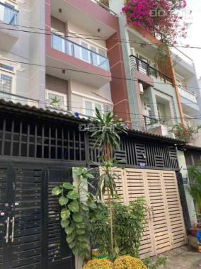 Bán gấp căn nhà đường Số 30, Phường 6, DT 4,5 x 20m, 2 lầu, ST giá trả trước 6.5 tỷ
