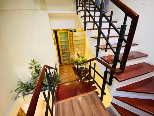 Nhà đẹp - giá rẻ phố Thái Hà 103m2, 5 tầng 29 tỷ, ô tô tránh kinh doanh sầm uất - Gần Phố