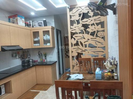 Bán nhà mới đẹp phố Bạch Đằng, 2 thoáng, gần ô tô, full nội thất, gần chợ, chào 5.4 tỷ