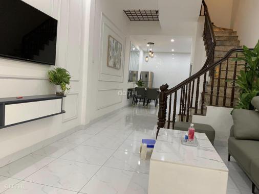 Tôi bán nhà ngõ Hồng Mai, giá 2.9 tỷ, 30m2x3T, nở hậu, ngõ thông