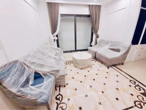 Siêu hót nhà riêng mặt ngõ Trần Duy Hưng 8 tầng, có hầm ô tô ngủ trong nhà
