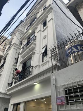 Nguyễn Văn Cừ Long Biên 5 tầng lô góc nhà mới
