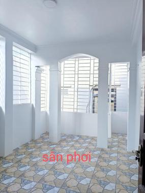 Nhà đẹp quận Cầu Giấy cho đại gia đình về đón tết - DT 52m2 - 6PN - Gần ô tô LH 0386380199