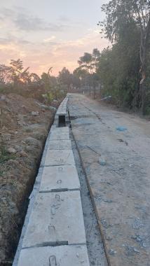 Bán 1.000m2 đất thổ cư tại thôn 2 Phú Cát huyện Quốc Oai Tp Hà Nội