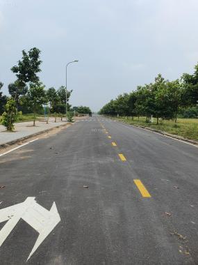 Bán nền Long Tân City đường 17m giá 13.5 triệu/m2. View công viên