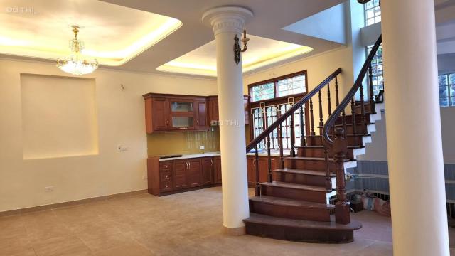 Bán căn nhà ngõ 9 Đặng Thái Mai - Quận Tây Hồ - diện tích 70m2
