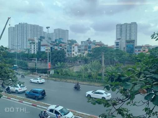 Bán nhà mặt phố đường Láng kinh doanh vô địch - 41m2 - 5 T - MT 5.2 m - Giá 13,45 tỷ