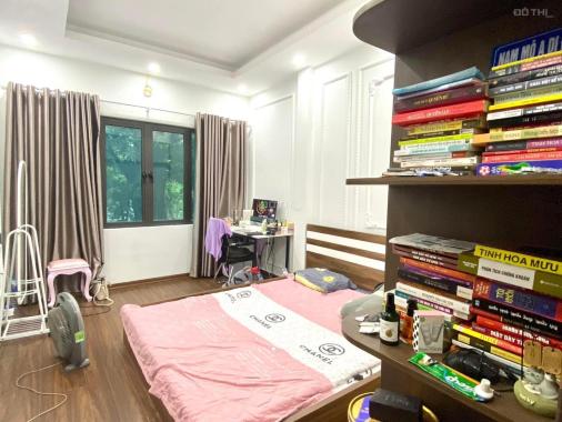 Bán nhà đường Nguyễn Chí Thanh, Quận Đống Đa 39m2, ngõ rộng. Giá 5,8 tỷ