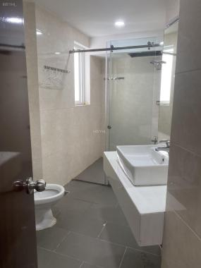 Ngộp ngân hàng giảm giá bán nhanh căn hộ Hùng Vương Plaza, Quận 5, DT 120m2, 3PN, 3WC, giá 5.3 tỷ