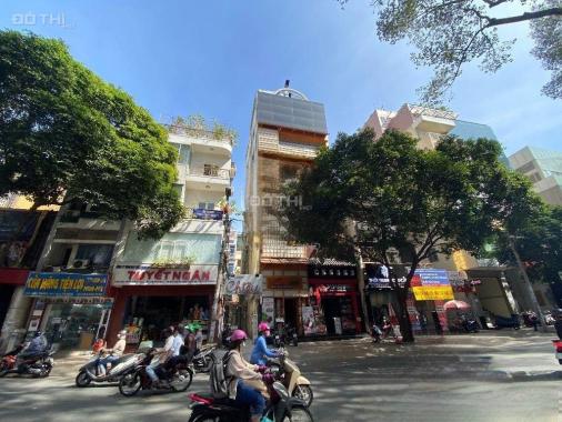 Cho thuê nhà 122 Cao Thắng, Quận 3. DT: 8x18m 7 tầng TM