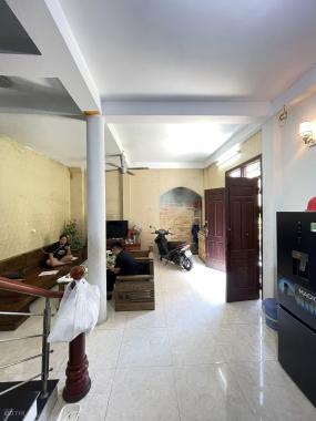 Cần bán gấp nhà đẹp lung linh ở ngay đón tết Xuân Đỉnh 40m2, 4T, Mt rộng, ô tô đỗ cổng 3.25 tỷ