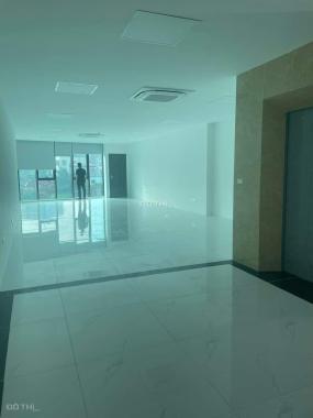 Tòa văn phòng 8T, cạnh hồ Cự Lộc, 100.08m2, MT 6m, nở hậu, giá 33 tỷ