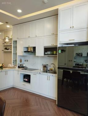 Bán nhanh căn chung cư Tràng An Complex 3pn đủ nội thất có chỗ để xe ô tô giá rẻ