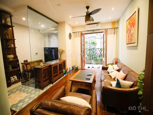 Cho thuê nhà riêng trong ngõ phố Đặng Thái Mai, Quảng An, Hồ Tây
