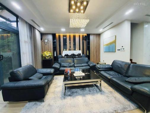 Bán nhà mặt phố - kinh doanh cực tốt - 100m2 - 5 tầng - 14.8 tỷ - Vũ Tông Phan - Định Công