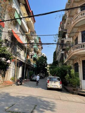 Bán nhà Sài Đồng dân xây 4PN ô tô tránh