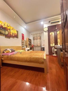 Bán nhà Âu Cơ lô góc ngõ thông 20m ra phố - 97m2, 8.6 tỷ