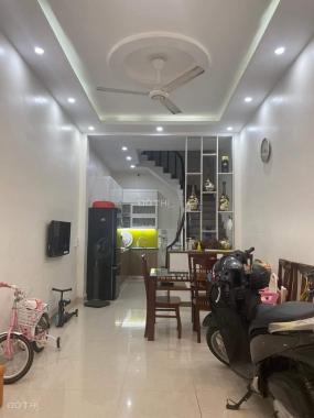 Cực hót: Nhà đẹp phố Mai Dịch, ngõ thông các ngả. 38m2 - 5,75 tỷ