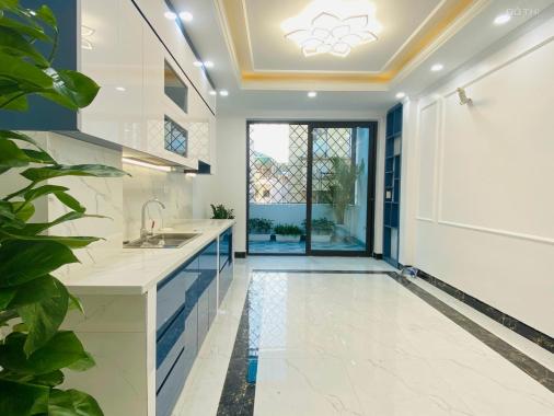 Siêu phẩm Bà Triệu ngõ thông 5 tầng 40m2 tầng thang máy giá chỉ 4 tỷ