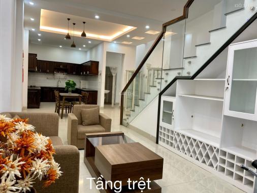 Bán nhà trung tâm Tp Nha Trang - Đường Hồ Xuân Hương - P Phước Hòa. 3 tầng 6.5 tỷ. LH 0905363628