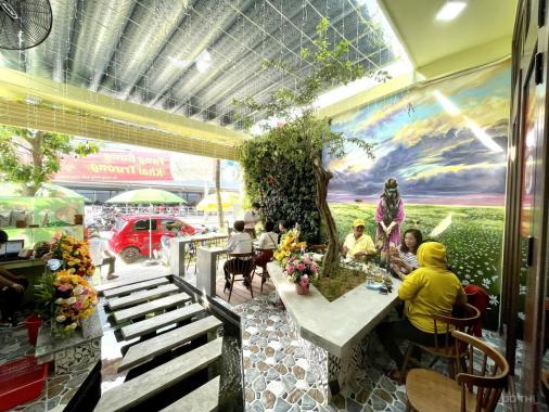 Bán nhà mặt tiền trung tâm Nha Trang, tặng quán cafe đang hoạt động