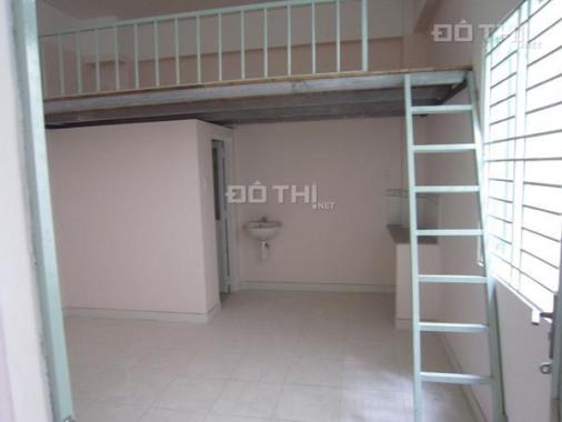 Bán dãy 8 phòng trọ, diện tích SD 210m2, nằm gần KCN Vĩnh Lộc A, sổ hồng riêng