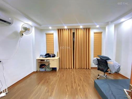 Bán nhà Cầu Giấy ngõ 152 Nguyễn Đình Hoàn, ở luôn, 32m2, 4.6 tỷ
