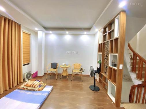 Bán nhà Cầu Giấy ngõ 152 Nguyễn Đình Hoàn, ở luôn, 32m2, 4.6 tỷ