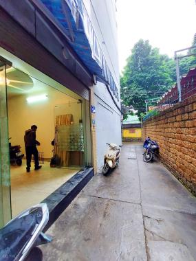 Bán nhà phố Nguyễn Chí Thanh DT 45m2, 5T giá 6.5tỷ lô góc - ô tô đỗ cửa