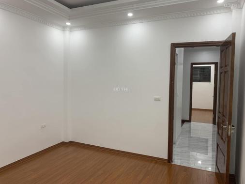 Bán nhà ngõ 107 Trần Khát Chân 47m2 x 5 tầng, mặt tiền 4m, 6 ngủ, trước nhà rộng 3m, 10m ra ô tô