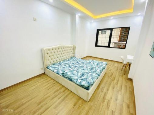 Bán gấp nhà đầu ngõ Tân Ấp, giá 6.9 tỷ, 79m2x5T, nở hậu, 3 thoáng