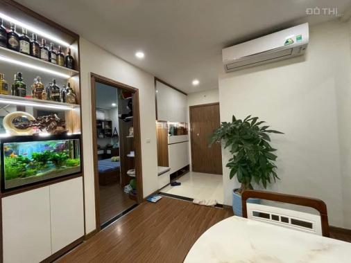 Bán căn góc chung cư Eco Green, Nguyễn Xiển, 3PN 3.75 tỷ. Mới đẹp ban công rộng slot ô tô