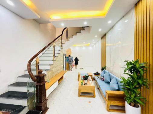 Bán nhà riêng tại phố Pháo Đài Láng, Phường Láng Thượng, Đống Đa, Hà Nội DT 51m2 giá 5,5 tỷ