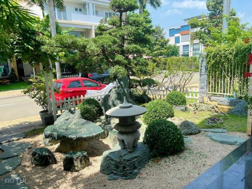 Hàng ngộp bán rất gấp căn BT song lập Dragon Parc 1, 8x21m decor cao cấp, căn góc đẹp nhất KDC