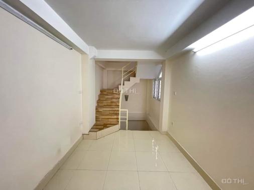Nhà Trường Chinh, 30m2, 4T, 3 ngủ, giá 2,95 tỷ, khách về ở luôn