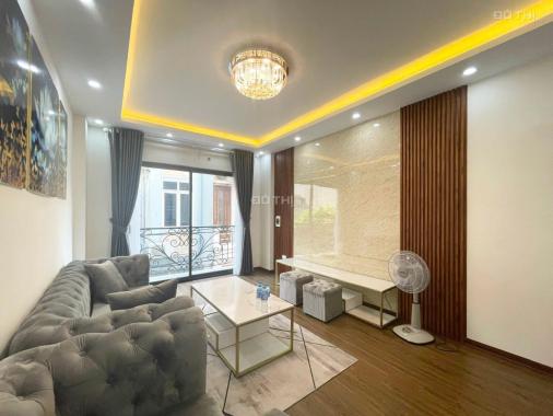 Bán nhà Gia Thụy 41m2x5 tầng ngõ ô tô 4 chỗ vào nhà khu Vip của Quận Long Biên