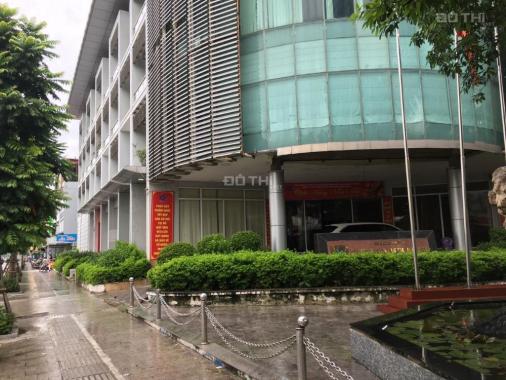 Cho thuê văn phòng 40m2, 120m2 full nội thất có chỗ đỗ xe ô tô, xe máy tại quận Thanh Xuân, Hà Nội