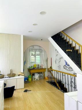 Bán nhà mặt tiền Q10 Lê Hồng Phong 5 tầng vị trí đắc địa ngang gần 5m, chỉ 14 tỷ TL, hiếm