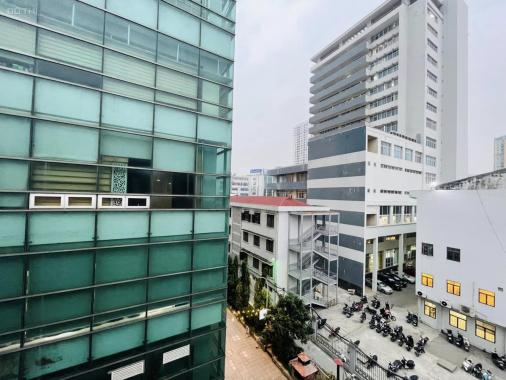Liền kề biệt thự Nguyễn Chí Thanh kinh doanh thang máy nội thất xịn, DT 95m2 MT 5.5m giá 26 tỷ