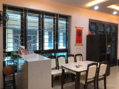 Cần bán nhà trước tết, ô tô đỗ cửa, ngõ thông, kinh doanh nhỏ, 42m2, 4 tầng, chỉ 3.95 tỷ