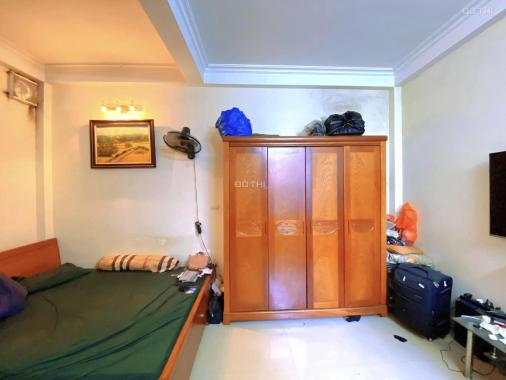 Nhà đẹp phố Ngọc Khánh Ba Đình, gần Hồ Giảng Võ, 36m2x6 tầng vào ở luôn, giá hạt dẻ
