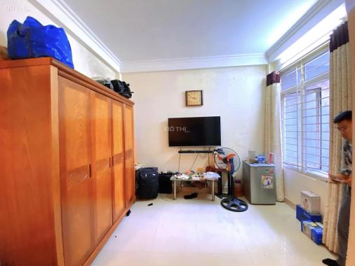 Nhà đẹp phố Ngọc Khánh Ba Đình, gần Hồ Giảng Võ, 36m2x6 tầng vào ở luôn, giá hạt dẻ
