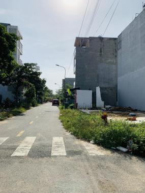 Bán rẻ lô đất nền dự án Diamond Town đường Bưng Ông Thoàn Phường Phú Hữu Quận 9 lô sạch đẹp