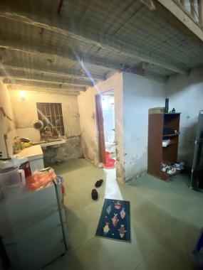 Cần bán gấp mảnh đất vàng ngõ 521 Cổ Nhuế 33m2, có nhà C4 đang cho thuê, giá 1.5 tỷ