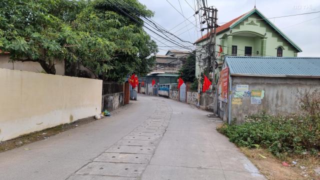 Chính chủ bán cắt lỗ ô đất mặt tiền 4,6m hướng Đông gần bệnh viện Bãi Cháy Hạ Long Quảng Ninh